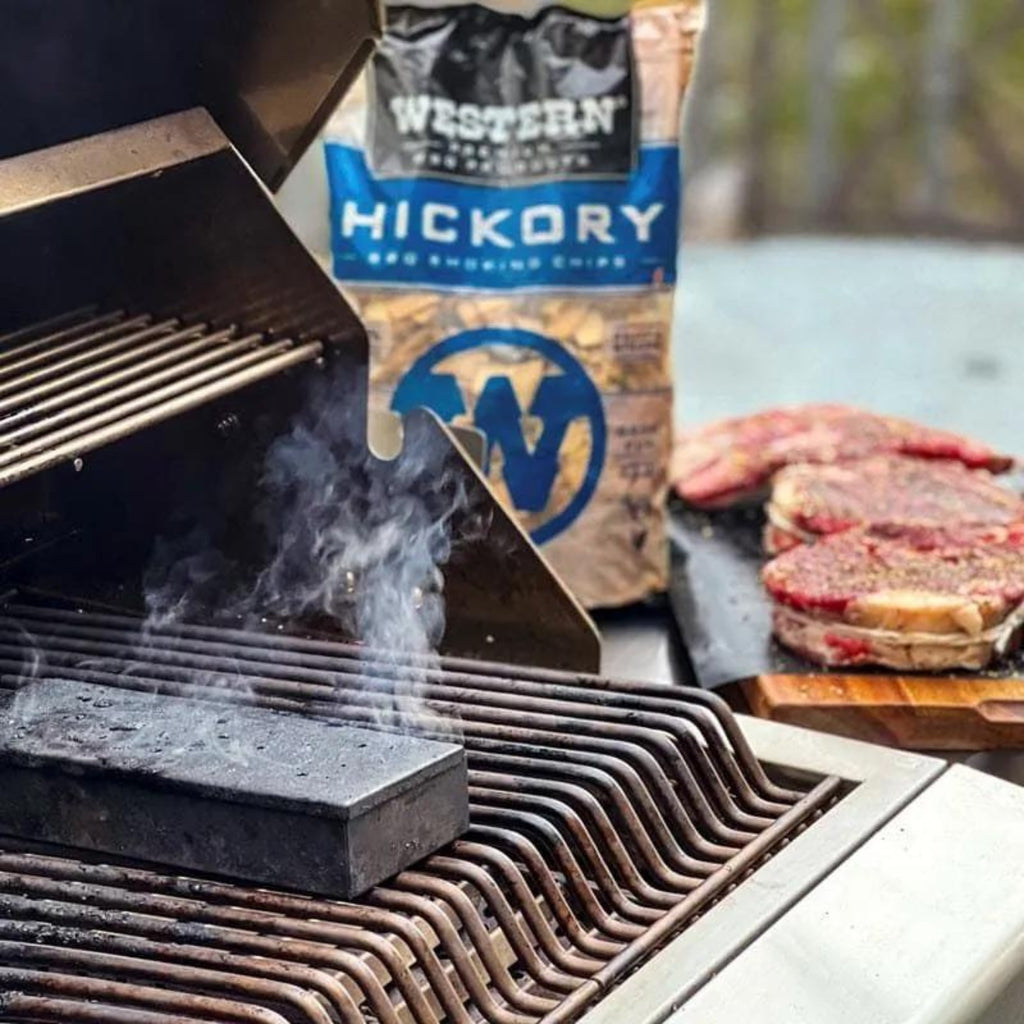 Western Wood - Hickory BBQ Smoking Chips - 180 cu. in.